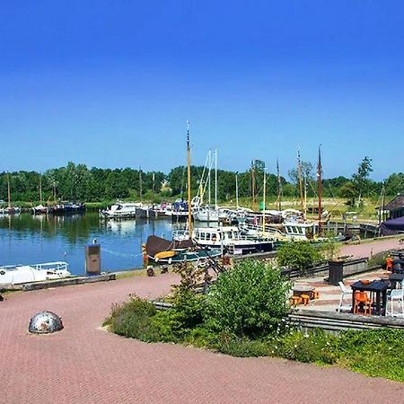 Chalet Op Camping Lauwersoog Met 3 Slaapkamers En Vaatwasser - Joycasa المظهر الخارجي الصورة