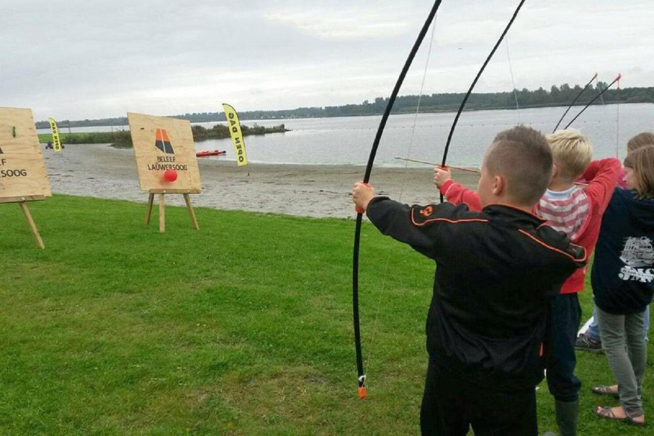 Chalet Op Camping Lauwersoog Met 3 Slaapkamers En Vaatwasser - Joycasa المظهر الخارجي الصورة
